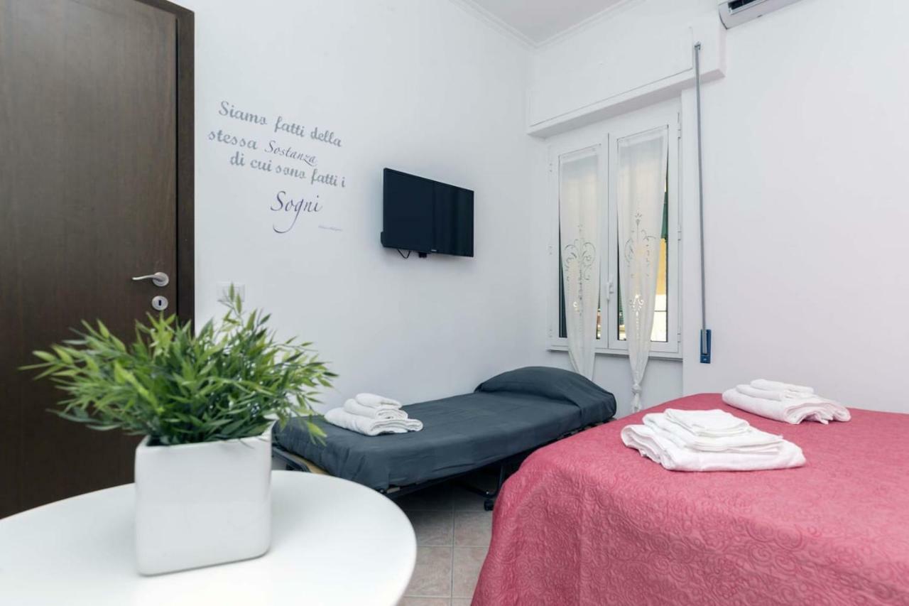 Il Cortiletto Di Via Tuscolana Apartamento Roma Exterior foto